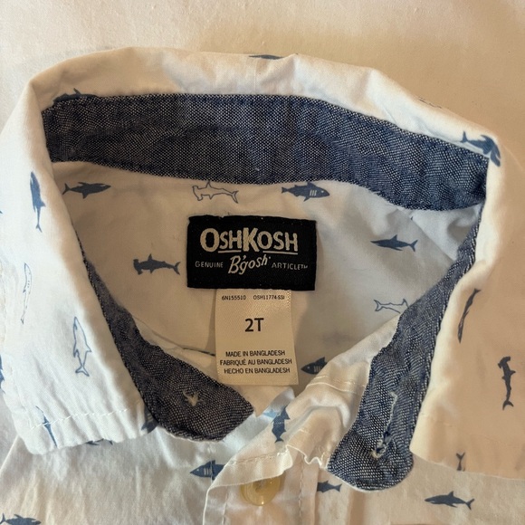 Oshkosh B’Gosh Shark 2T Short Sleeve Button Down Oxford - Picture 2 of 3